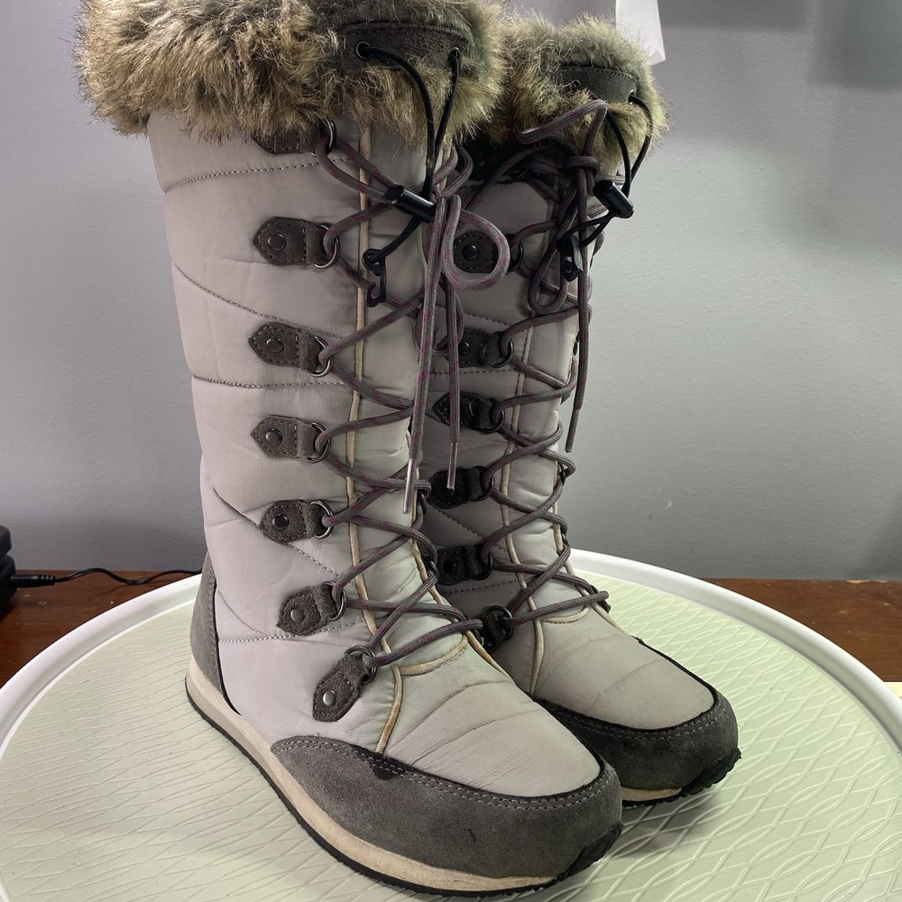 L L Bean Carrabassett Snow Boots Tall Women Sz 6M Gray Fur Top